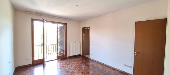 5 rooms House in Rovigo, Italy No. 290131 18