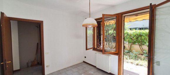 5 rooms House in Rovigo, Italy No. 290131 7