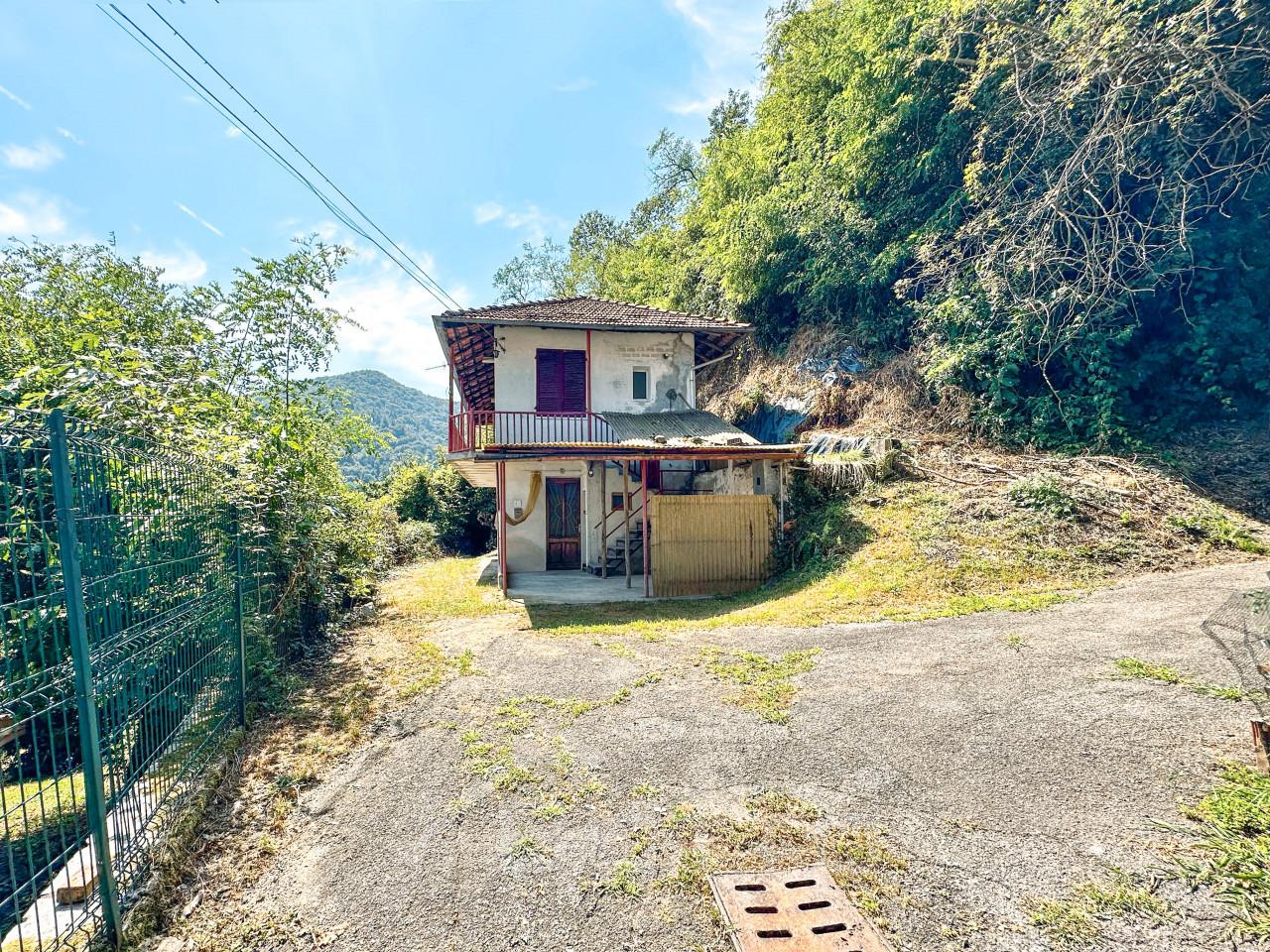 3 rooms House in Borgosesia, Italy No. 235670