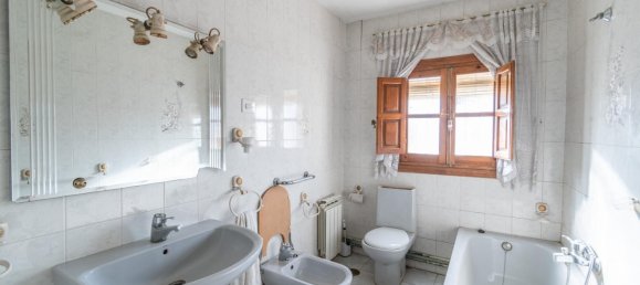 8 bedrooms House in Vegas del Genil, Spain No. 175190 23