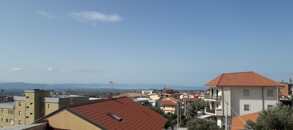 Casa de 6 habitaciónes en Lamezia Terme, Italy No. 103041 19