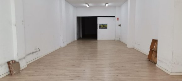 Коммерческая недвижимость 140м² в Кастельон, Испания № 146374 5