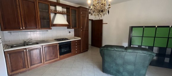 4 rooms Apartment in Campi Bisenzio, Italy No. 199053 7