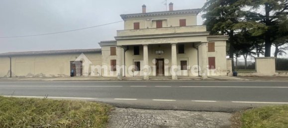 5 rooms Building in Faenza, Italy No. 93750 3