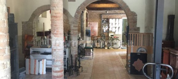 Armazém em Ravenna, Italy 855 m² N.º 272301 21