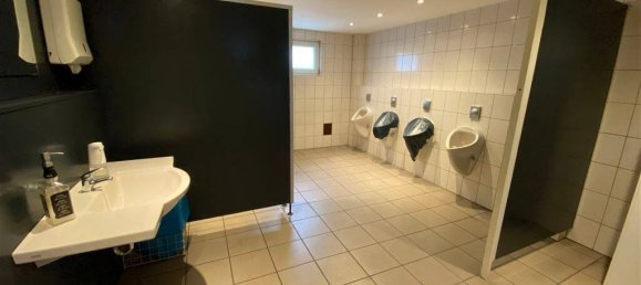 5-salle Bâtiment à Hochsauerlandkreis, Germany No. 57429 5