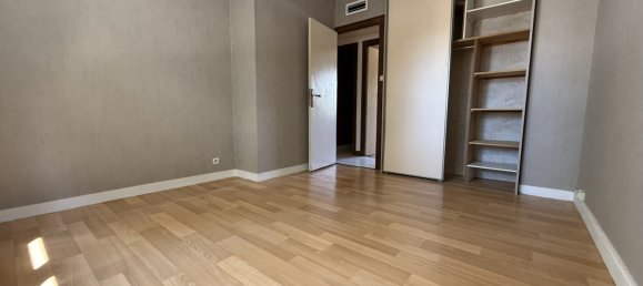 2 bedrooms Apartment in Rochefort, France No. 99429 6