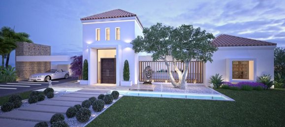 4 bedrooms Villa in Estepona, Spain No. 2864 2
