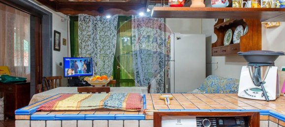 Villa de 3 dormitorios en Aci Sant'Antonio, Italy No. 131065 8