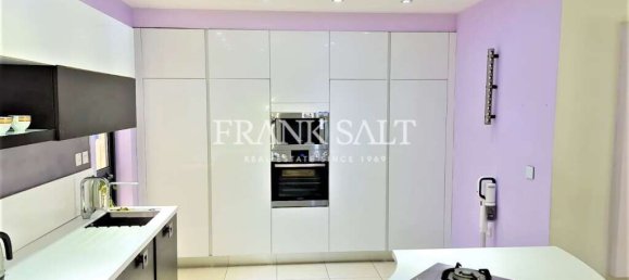 3 bedrooms Apartment in San Gwann, Malta No. 4850 2