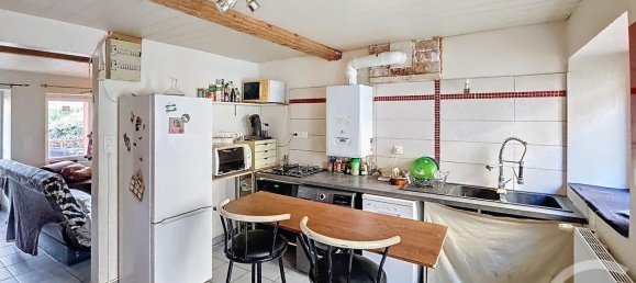 2 Schlafzimmer Haus in Volvic, France, Nr. 64985 9