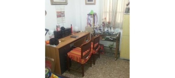 4-salle Appartement à Messina, Italy No. 254430 8