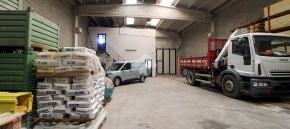400m² Warehouse in Rudiano, Italy No. 359644 11