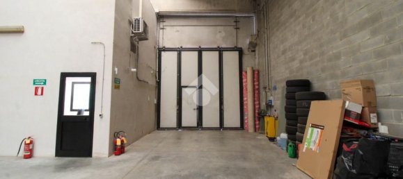 400m² Warehouse in Rudiano, Italy No. 359644 4