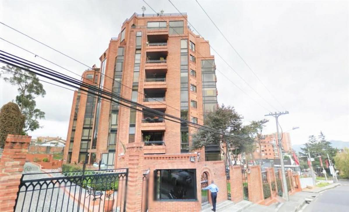 3 bedrooms House in Bogota, Colombia No. 10874