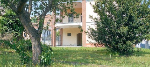 10 rooms Apartment in Cereseto, Italy No. 237752 20