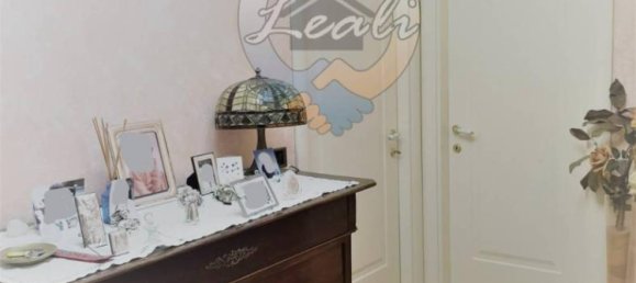 4 bedrooms Apartment in Cessapalombo, Italy No. 85780 18