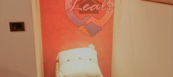 4 bedrooms Apartment in Cessapalombo, Italy No. 85780 3