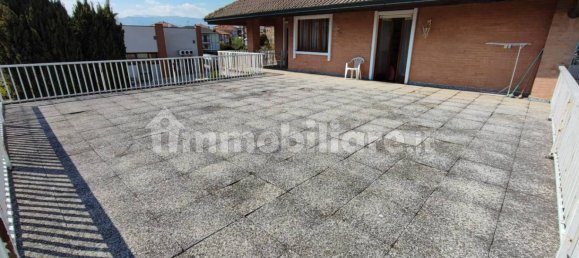 3 bedrooms Villa in Caselle Torinese, Italy No. 79578 9