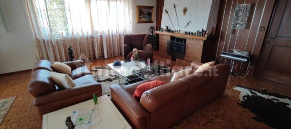 3 bedrooms Villa in Caselle Torinese, Italy No. 79578 5