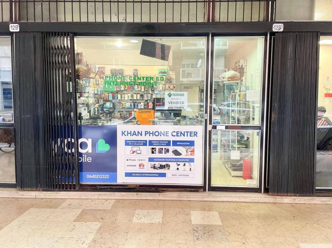 27m² Commercial property in Udine, Italy No. 80431