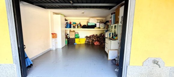 3 rooms Apartment in Posta, Italy No. 300206 5