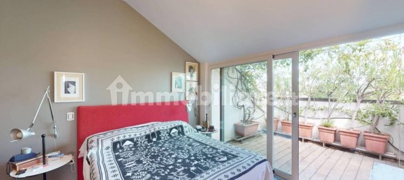 2 bedrooms Penthouse in Milan, Italy No. 331051 4