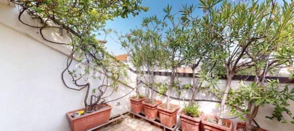 2 bedrooms Penthouse in Milan, Italy No. 331051 8