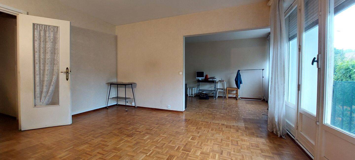 3 bedrooms Apartment in Aubergenville, France No. 282130