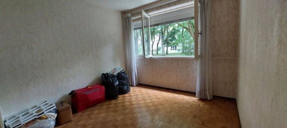 3 bedrooms Apartment in Aubergenville, France No. 282130 8