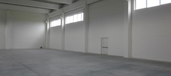 1200m² Warehouse in Breda di Piave, Italy No. 223312 2