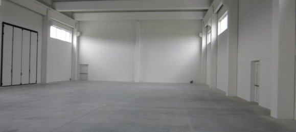 1200m² Warehouse in Breda di Piave, Italy No. 223312 4