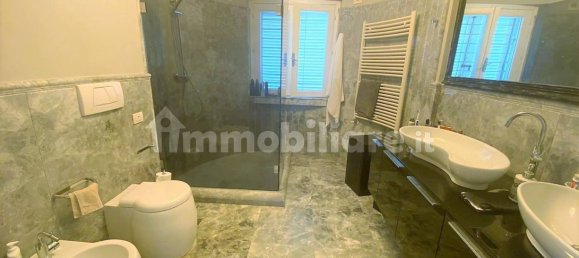 3 bedrooms Villa in Carrara, Italy No. 73693 14