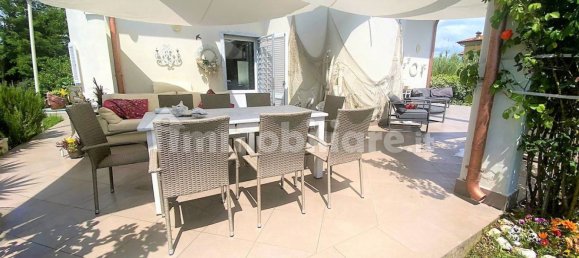 3 bedrooms Villa in Carrara, Italy No. 73693 6