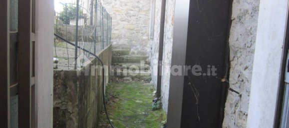 4 bedrooms House in Belmonte del Sannio, Italy No. 348344 12