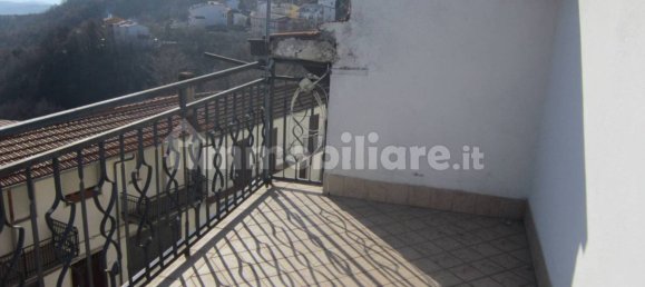 4 bedrooms House in Belmonte del Sannio, Italy No. 348344 2