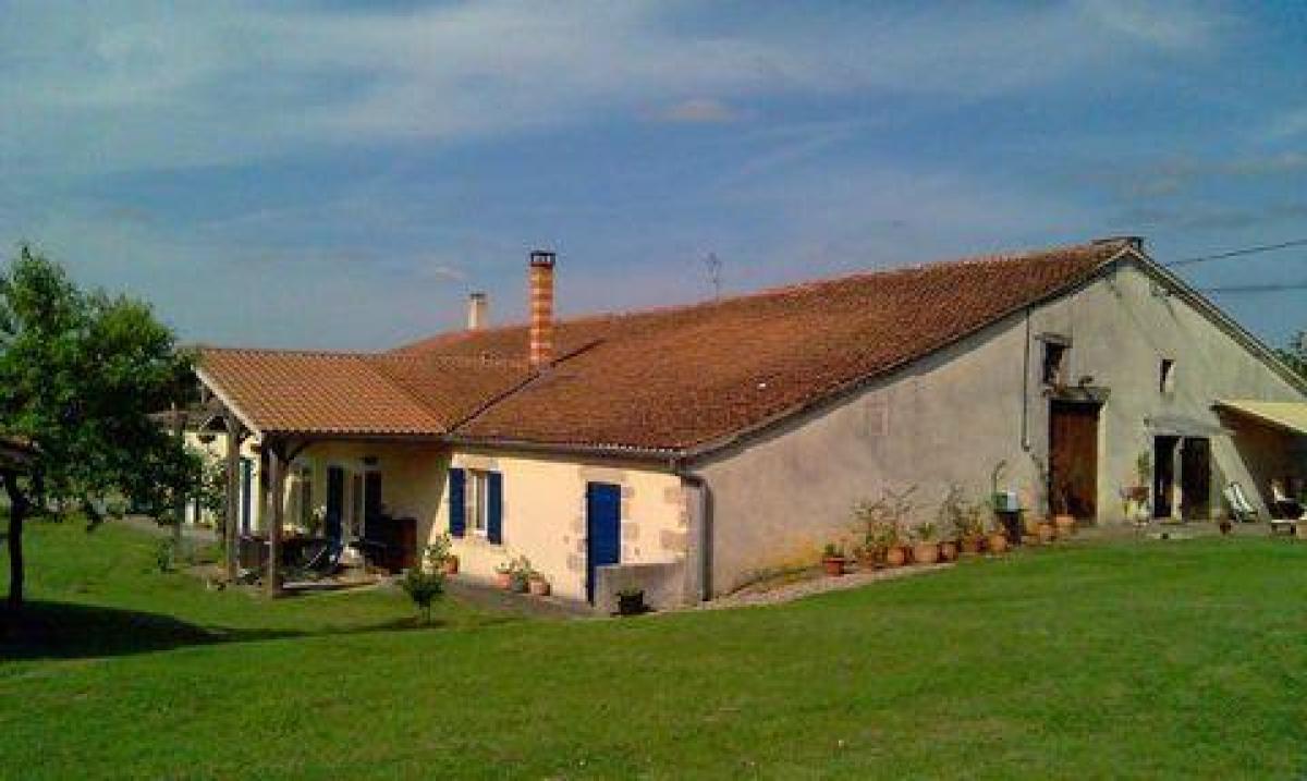 Casa de 7 dormitorios en Bazas, France No. 8036