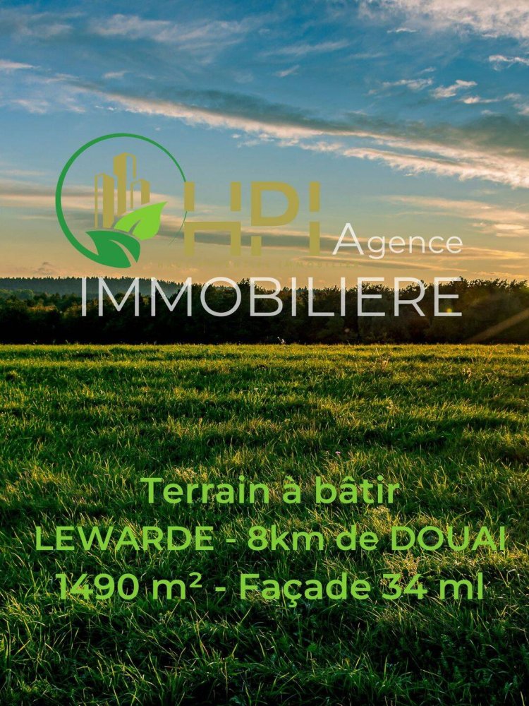 Terreno en Lewarde, France 1672 m² No. 68190