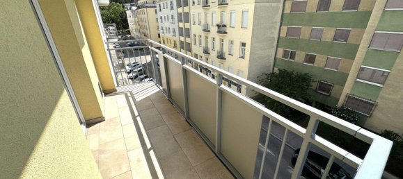 4-salle Appartement à Dobling, Austria No. 196402 2