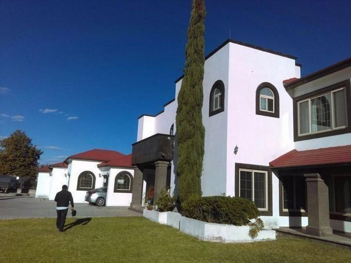 4 bedrooms House in Queretaro, Mexico No. 149584