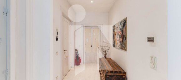 3 rooms Apartment in Mantua, Italy No. 245931 4