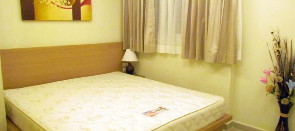 2 bedrooms Condo in Pattaya, Thailand No. 3736 10