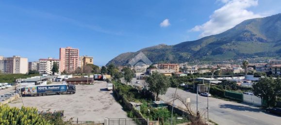 Квартира с 5 комнатами в Палермо, Италия № 157393 24