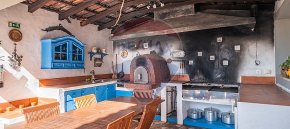 9 bedrooms Building in Canico, Portugal No. 127817 16