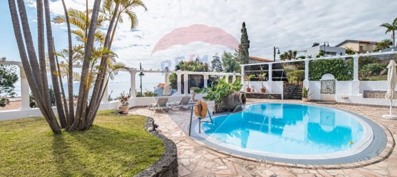 9 bedrooms Building in Canico, Portugal No. 127817 6