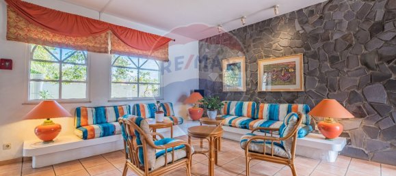 9 bedrooms Building in Canico, Portugal No. 127817 17