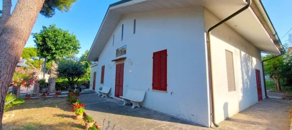 670m² Building in Riccione, Italy No. 325824 14