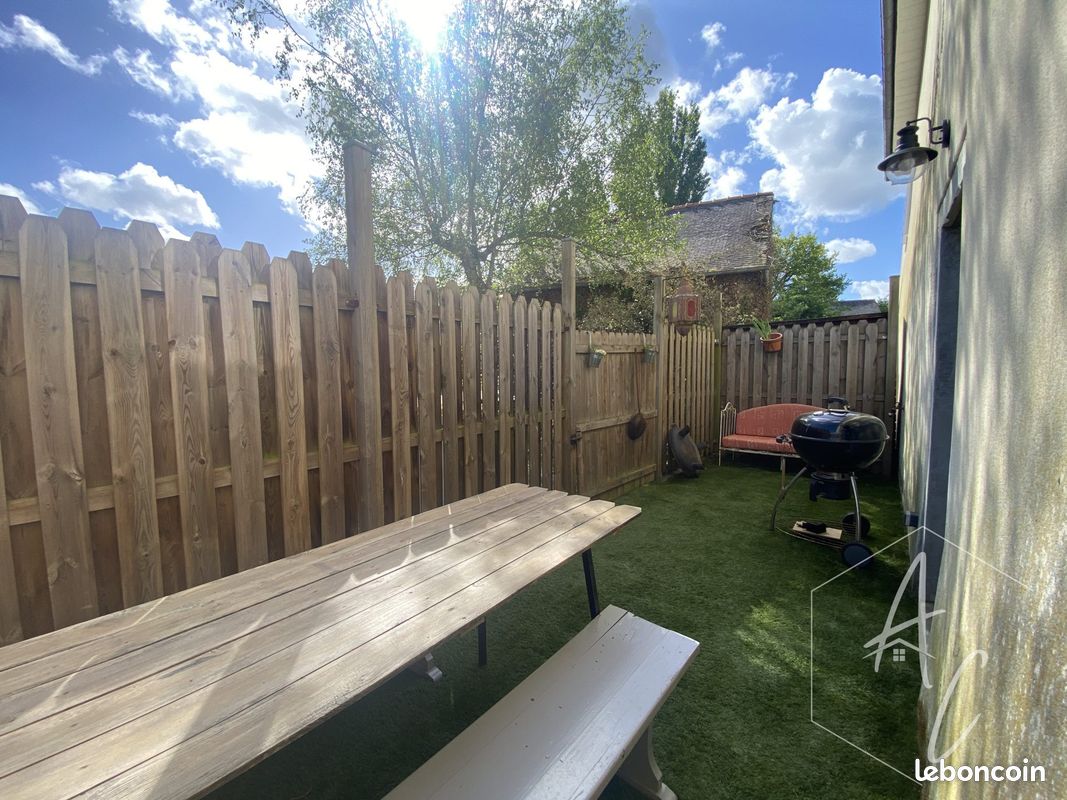 2 Schlafzimmer Haus in Thorigne-Fouillard, France, Nr. 290943