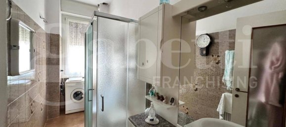 1 bedroom Apartment in Como, Italy No. 311923 5