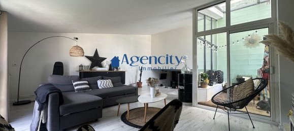 3 bedrooms Apartment in Torcy, France No. 286000 2